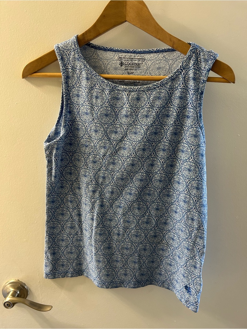 Coolibar Blue White Printed Sleeveless Tank Top